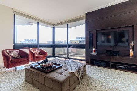 Apartamento para alugar com 326m², 3 quartos e 3 vagasSala de TV