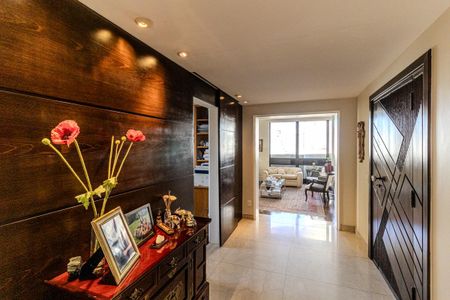 Apartamento para alugar com 326m², 3 quartos e 3 vagasHall de Entrada