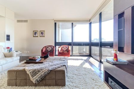 Apartamento para alugar com 326m², 3 quartos e 3 vagasSala de TV