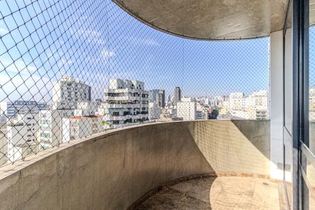 Apartamento para alugar com 326m², 3 quartos e 3 vagasVaranda