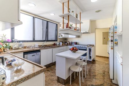 Apartamento para alugar com 326m², 3 quartos e 3 vagasCozinha