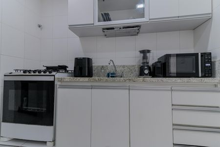 Apartamento à venda com 70m², 2 quartos e sem vaga Apartamento à venda com 70m², 2 quartos e sem vagaCozinha