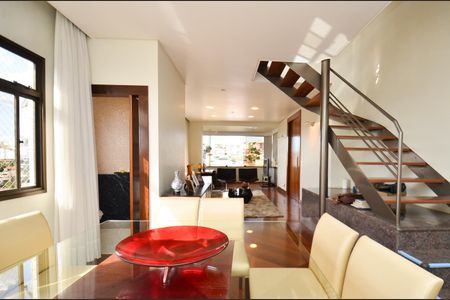 Apartamento à venda com 330m², 4 quartos e 4 vagasSala de jantar