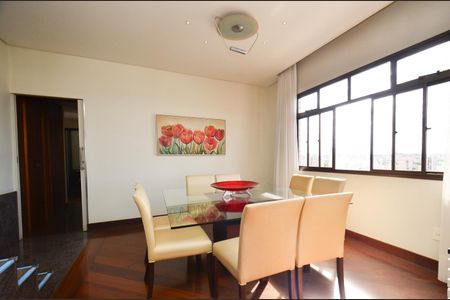 Apartamento à venda com 330m², 4 quartos e 4 vagasSala de jantar