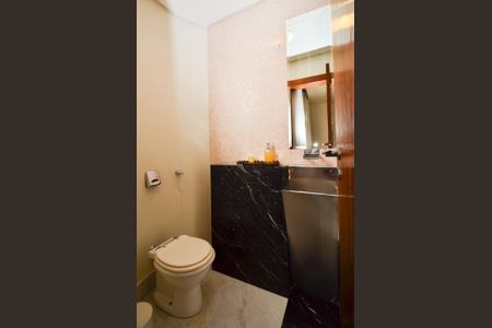 Apartamento à venda com 330m², 4 quartos e 4 vagasLavabo social