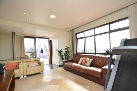 Apartamento à venda com 330m², 4 quartos e 4 vagasSala cobertura