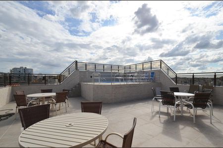 Apartamento à venda com 330m², 4 quartos e 4 vagasCobertura