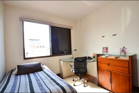 Apartamento à venda com 330m², 4 quartos e 4 vagasQuarto 3