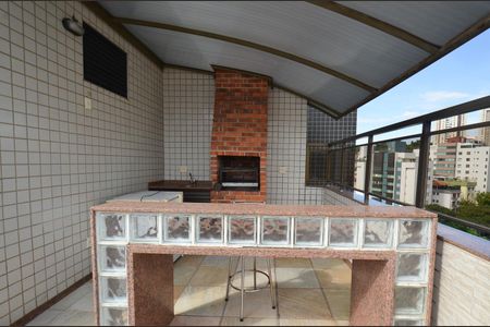 Apartamento à venda com 330m², 4 quartos e 4 vagasCobertura