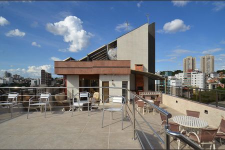 Apartamento à venda com 330m², 4 quartos e 4 vagasCobertura