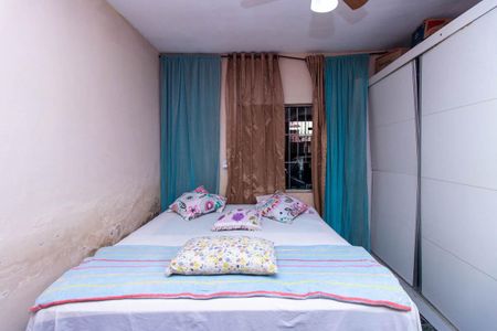 Casa à venda com 150m², 4 quartos e 1 vaga Casa à venda com 150m², 4 quartos e 1 vagaQuarto 1 Casa 2