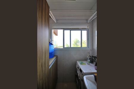 Apartamento à venda com 64m², 2 quartos e 1 vagaÁrea de Serviço