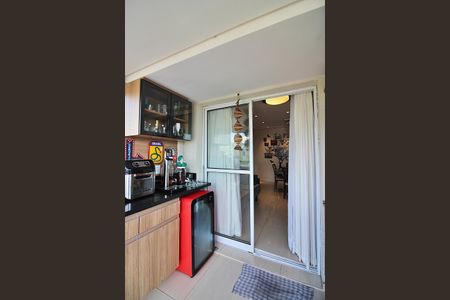 Apartamento à venda com 64m², 2 quartos e 1 vagaSala Sacada