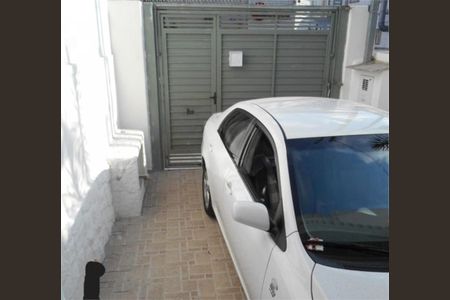 Casa à venda com 130m², 2 quartos e 1 vaga