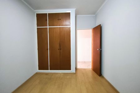 Casa à venda com 388m², 5 quartos e 14 vagas Casa à venda com 388m², 5 quartos e 14 vagasQuarto 1