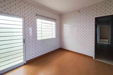 Casa à venda com 388m², 5 quartos e 14 vagas Casa à venda com 388m², 5 quartos e 14 vagasSala de Jantar