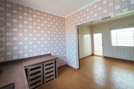 Casa à venda com 388m², 5 quartos e 14 vagas Casa à venda com 388m², 5 quartos e 14 vagasCozinha