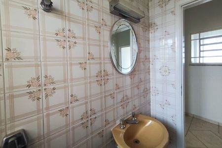 Casa à venda com 388m², 5 quartos e 14 vagas Casa à venda com 388m², 5 quartos e 14 vagasLavabo