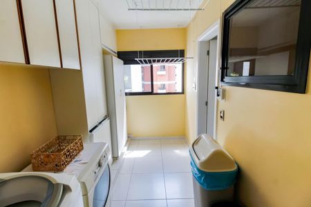 Apartamento à venda com 197m², 3 quartos e 3 vagasÁrea de Serviço