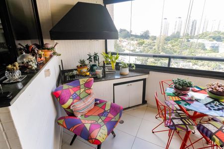 Apartamento à venda com 197m², 3 quartos e 3 vagasVaranda gourmet