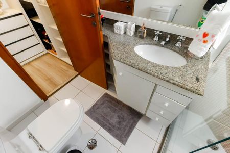 Apartamento à venda com 197m², 3 quartos e 3 vagasBanheiro da Suíte 3