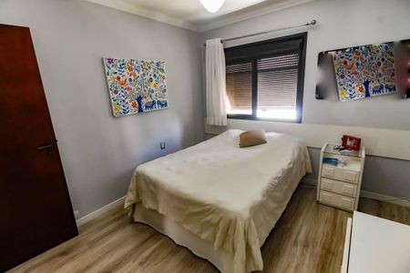 Apartamento à venda com 197m², 3 quartos e 3 vagasSuíte 1