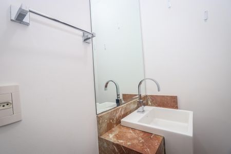 Apartamento para alugar com 203m², 3 quartos e 4 vagas Apartamento para alugar com 203m², 3 quartos e 4 vagasLavabo
