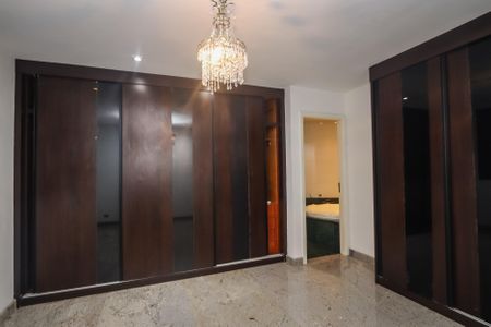 Apartamento para alugar com 203m², 3 quartos e 4 vagas Apartamento para alugar com 203m², 3 quartos e 4 vagasSuíte
