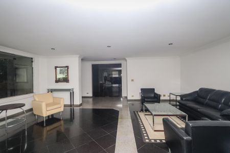 Apartamento para alugar com 203m², 3 quartos e 4 vagas Apartamento para alugar com 203m², 3 quartos e 4 vagasÁrea comum - Hall de Entrada