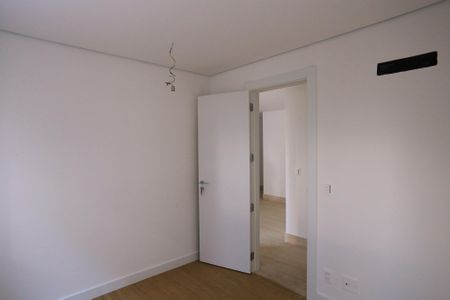 Apartamento à venda com 100m², 2 quartos e 2 vagasSuíte 2