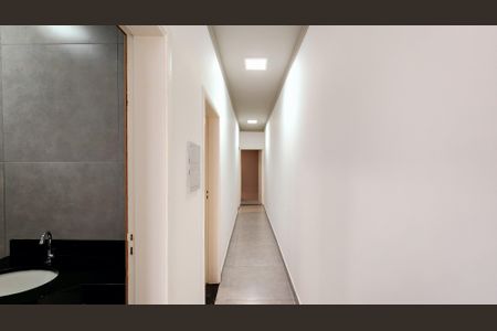 Casa à venda com 74m², 3 quartos e 1 vaga Casa à venda com 74m², 3 quartos e 1 vagaCorredor