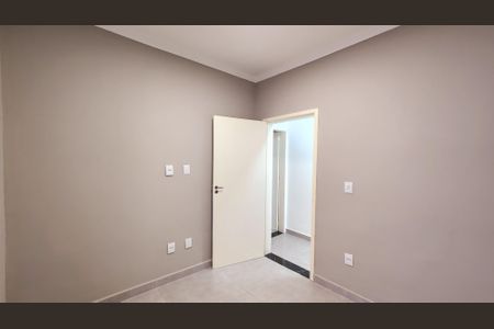 Casa à venda com 74m², 3 quartos e 1 vaga Casa à venda com 74m², 3 quartos e 1 vagaQuarto 2