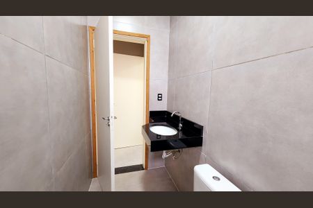 Casa à venda com 74m², 3 quartos e 1 vaga Casa à venda com 74m², 3 quartos e 1 vagaBanheiro da Suíte