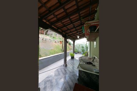 Casa à venda com 560m², 3 quartos e 2 vagas Casa à venda com 560m², 3 quartos e 2 vagasÁrea de Serviço