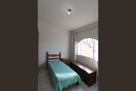 Casa à venda com 560m², 3 quartos e 2 vagas Casa à venda com 560m², 3 quartos e 2 vagasSuíte 2