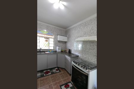 Casa à venda com 560m², 3 quartos e 2 vagas Casa à venda com 560m², 3 quartos e 2 vagasCozinha