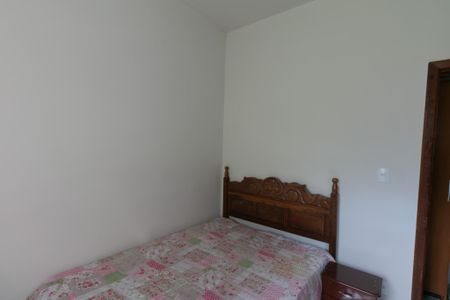 Casa à venda com 560m², 3 quartos e 2 vagas Casa à venda com 560m², 3 quartos e 2 vagasQuarto