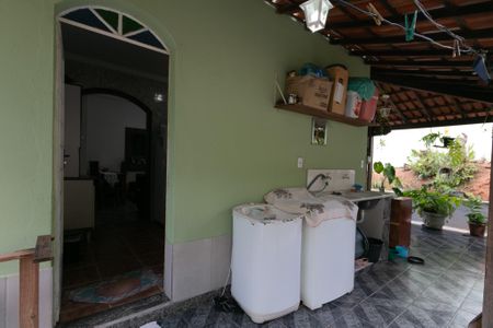 Casa à venda com 560m², 3 quartos e 2 vagas Casa à venda com 560m², 3 quartos e 2 vagasÁrea de Serviço