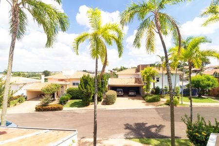 Casa de condomínio à venda com 370m², 4 quartos e 4 vagasVista da Suíte 1