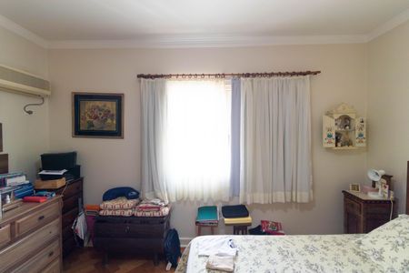 Casa de condomínio à venda com 370m², 4 quartos e 4 vagasSuíte 1