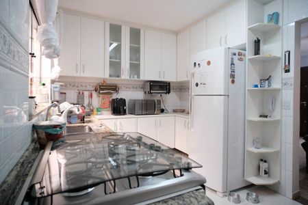 Casa de condomínio à venda com 100m², 2 quartos e 2 vagasCozinha