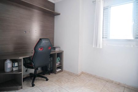 Casa de condomínio à venda com 100m², 2 quartos e 2 vagasQuarto