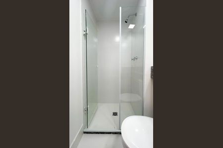 Apartamento à venda com 47m², 2 quartos e 1 vaga Apartamento à venda com 47m², 2 quartos e 1 vagaBanheiro Social