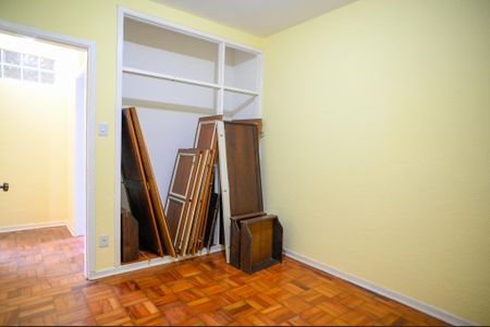 Casa para alugar com 119m², 3 quartos e 2 vagasQuarto 2