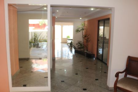 Apartamento à venda com 98m², 3 quartos e 2 vagasHall social
