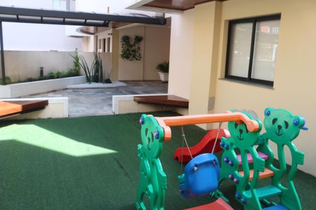 Apartamento à venda com 98m², 3 quartos e 2 vagasÁrea comum - Playground
