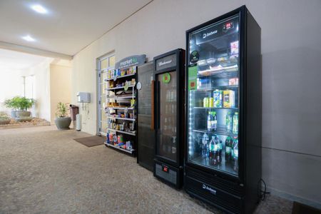 Apartamento à venda com 136m², 3 quartos e 2 vagas Apartamento à venda com 136m², 3 quartos e 2 vagasÁrea comum - Mini-mercado