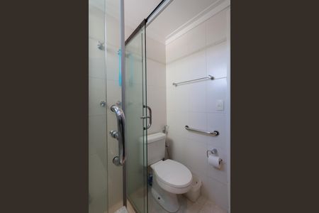 Apartamento à venda com 136m², 3 quartos e 2 vagas Apartamento à venda com 136m², 3 quartos e 2 vagasBanheiro da Suíte 2