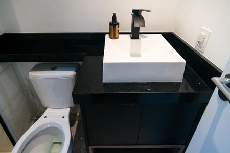 Apartamento à venda com 33m², 1 quarto e sem vagaBanheiro