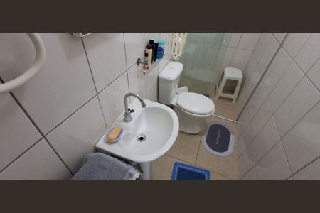 Casa à venda com 193m², 3 quartos e 3 vagas Casa à venda com 193m², 3 quartos e 3 vagasBanheiro Suíte